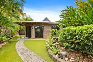 Green Cottage - Trinity Beach - 7