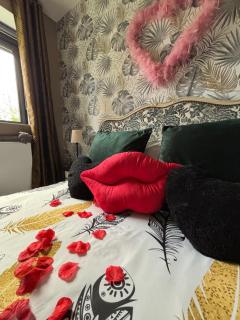 Romantisme et glamour avec spa ,jardin proche zénith - Dijon - 5