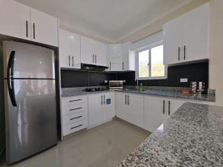 Luxury 2 Bedroom Apartment with mountain views, near the Beach in Paraiso, Barahona - Paraíso - 3