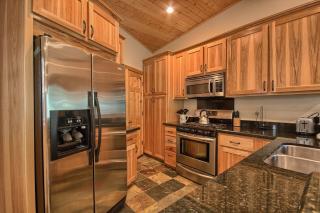 The Tree House - Wawona - 8