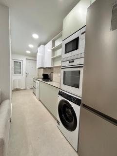 AeroSuites103 Alojamiento Madrid - 9