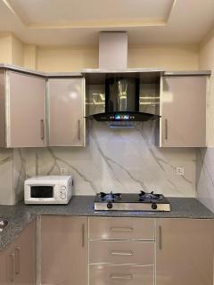 Velvet Haven 1BHK Unique & Central Bahria Lahore - Lahore - 8