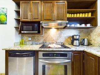 Matapalo 101- 3 Bedroom Poolside Luxury Condo At Tamarindo - 1