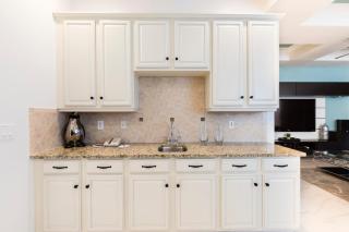 LE572X Liberty Plaza - 7