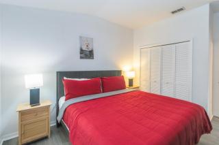 Huge Screened Patio That Overlooks Lake Buck, Near Famous Attractions!! - 2