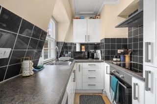1BR Furnished W Sofa Bed in Chelsea - London - 1