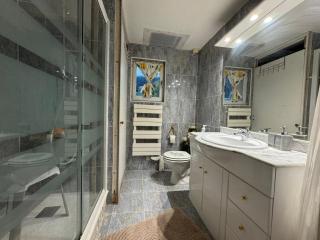 Chambres d'hôtes salles de bain intégrée et entrée privée , parking gratuit - Sarlat-la-Canéda - 6