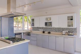 Villa Chilla 1- 2 bedroom rate villa - Cap Estate - 1