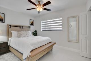 Luxe Haven Near Aventura - 6
