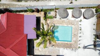 Pongwe Beachfront Villa - 1