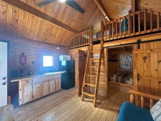 Katie's Cozy Cabins - 3