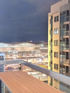 Across Manila Airport NAIA T3 Comfy Unit with Balcony - 5