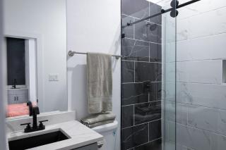 Contemporary Comfort Modern Home - 8