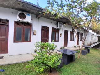 Villa 64 - Katunayake - 4