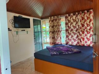 Raindrop Farmstay - Madikeri - 2