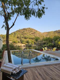 Villa Insignia - Full Villa 3 BHK with Private Pool and Parking - Udaipur - 0