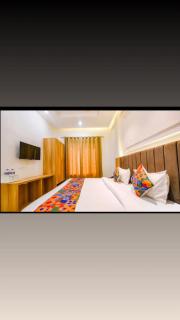 Hotel Midway #top rated #most awarded #prime location #luxury rooms #parking #rooftop cafe - Amritsar - 6