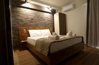 Chris Boutique Rooms - Olympiakí Aktí - 0