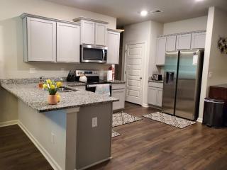Pet Friendly 3Bed 2Bath Covington Cozy Hideaway - Covington - 7