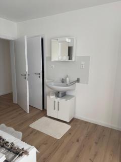 Furnished 3ZI apartment with balcony in Bad Bocklet - Bad Bocklet - 4