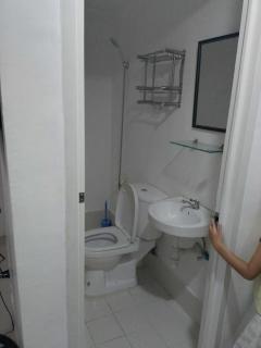 BHS SERVICED APARTMENTS 2 BR in Carcar City - 6