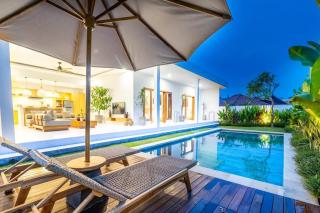 The R Villa Tambora tropical paradise - Canggu - 0