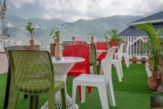 The Green Trails Kasauli I Guaranteed Best Price I Serviced Villa I Open Air Rooftop I Couple Friendly I Pvt Balcony I Kasauli By Exotic Stays - - 0