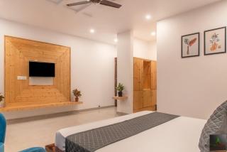 Hillside Haven I Open Air Rooftop I Free Parking & Food Service Available I Kasauli By Exotic Stays - - 2