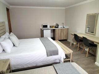 Stayawhile Unit 2 - Colesberg - 6