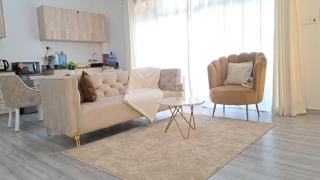 Deon Homes - 0
