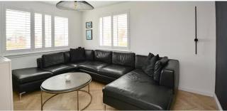 West Coast Home From Home - 4