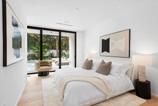 Luxury 6-Bedroom Villa stunning 3-story estate - 5