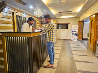 The Grand Hotel Multan - Multan - 4
