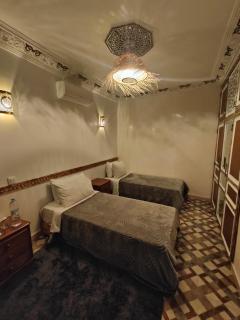 Dar Manzakin - 2