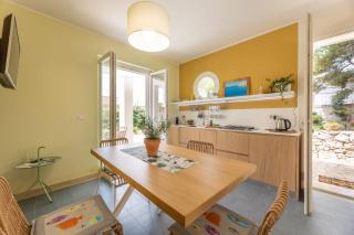Villa Raffaela - appartamento piano terra - via Tasso - 9