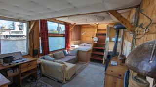Floating Home - 1