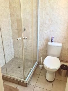 Crescent accommodation - 4