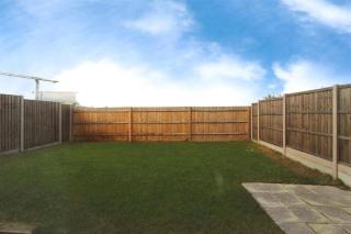 Family Friendly 4-Bedrooms - Greenhithe - 6