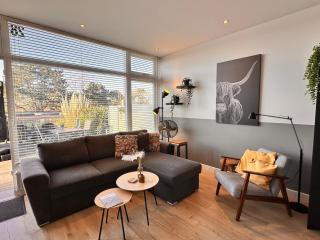 De Schelp 28, Free parking - 8