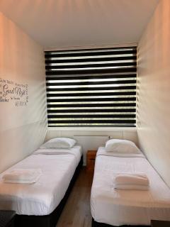De Schelp 28, Free parking - 4