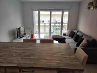 Beautiful T2 proximity to Lyon NEAR ARENA STADE GROUPAMA - Meyzieu - 1