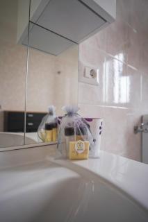 Girasole Suite Leonardo Academy, MXP & Lakes - Sesto Calende - 1