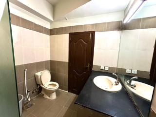 Fully Furnished 2 Bed Apartment Daily Comfort Residence E11-2 Islamabad - Islamabad - 8