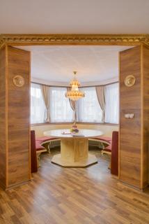 Golden GaPa Central Family Apartment 8 - 9