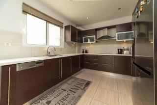 Spacious Apartment Downtown Glyfada - Athens - 5