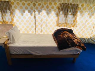The malang valley resort with free parking and internet - Nainital - 6
