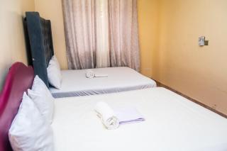 TWO BEDROOM Delamere Apartment - Mombasa - 4