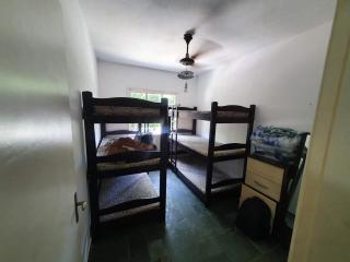 Apto 8 pessoas, Guarujá, Tortuga, com varanda. - Guarujá - 8