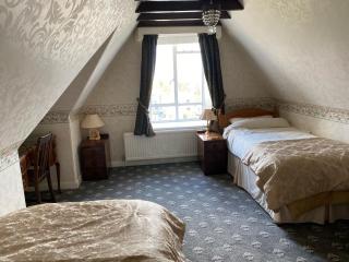 Beautiful Grade 2 Castle - Teignmouth - 1