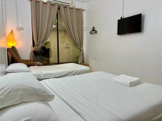 Ardour Lodge "B" Wing - 4